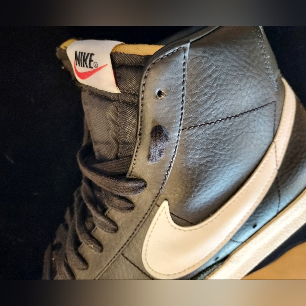 Nike 10.5 Men's 🏀🏀 - EUC - NO BOX shoes only, in very good condition! - Picture 7 of 14